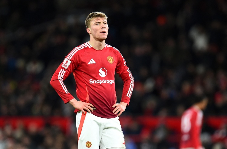 九游体育直播-跟队：米兰与霍伊伦经纪人会谈，考虑加入有条件的强制买断条款